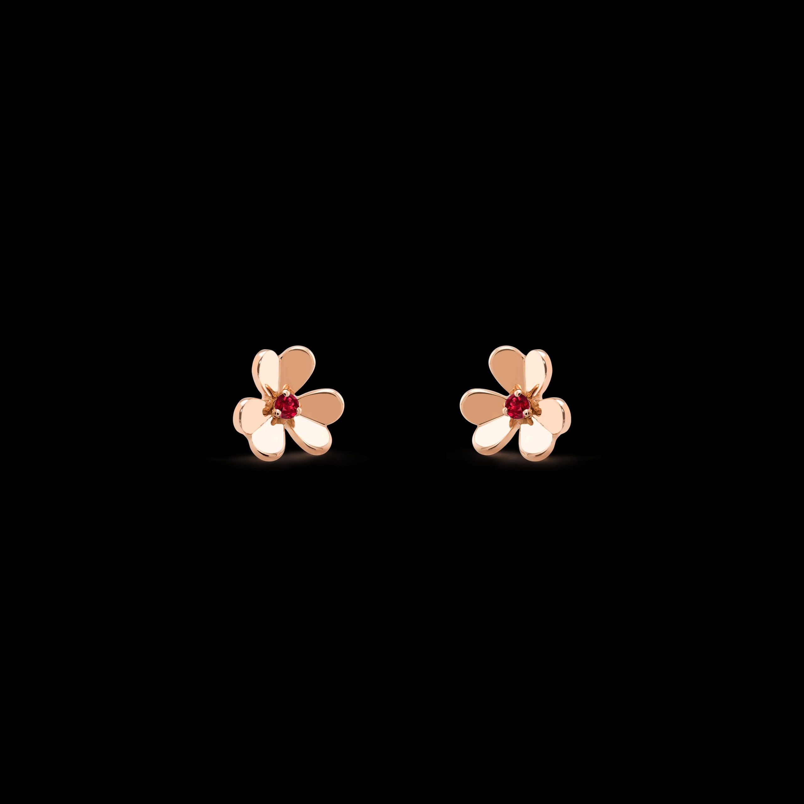 Frivole earrings, mini model 18K rose gold, Ruby VCARP7SA00